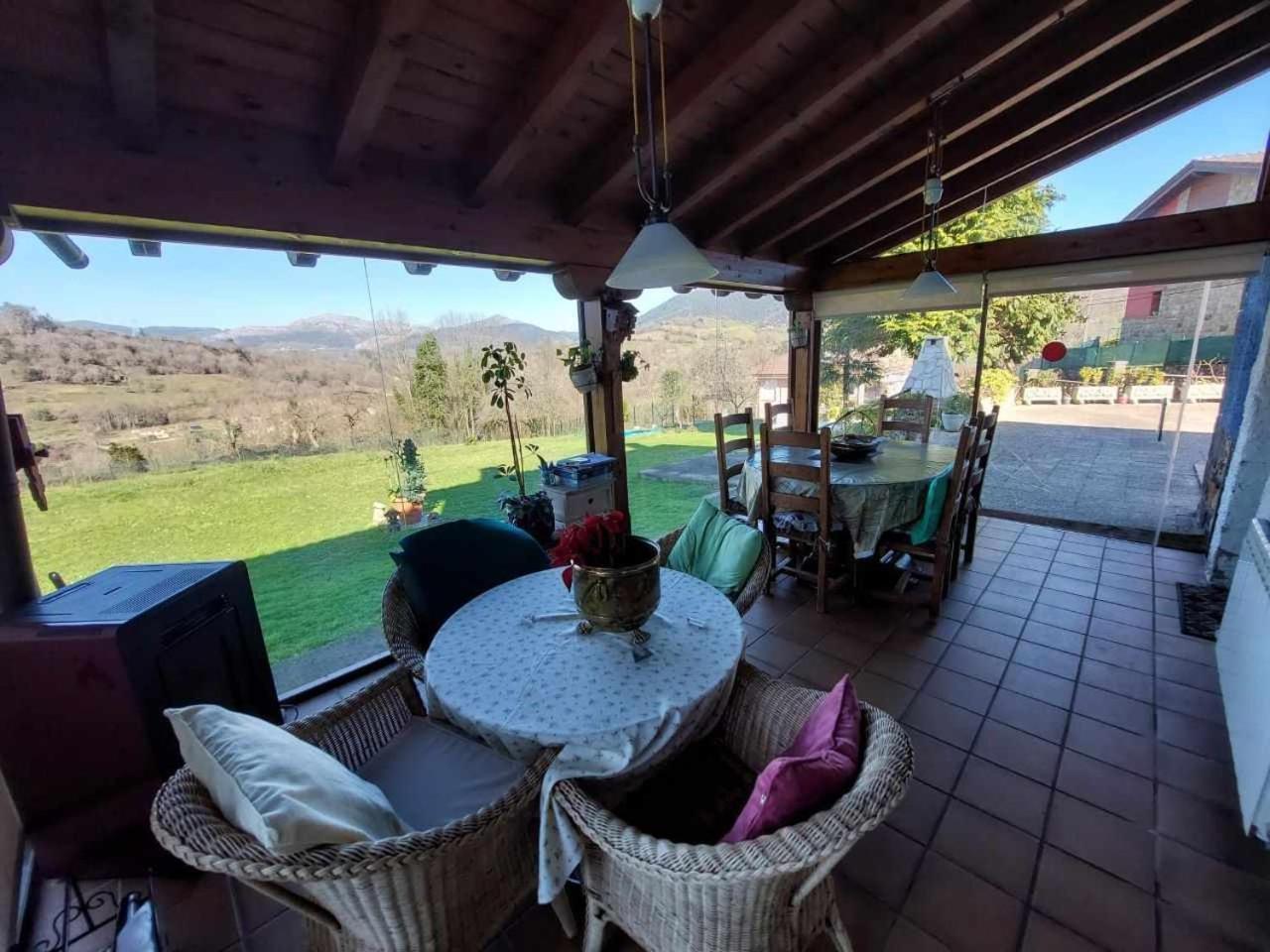 Casa La Gueelina En Asturias Βίλα Arriondas Εξωτερικό φωτογραφία